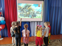 Песня тоже воевала.